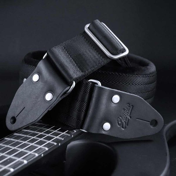 Gitarrengurt schwarz mit Polster - Heavy Helen (silber-schwarz) Rabatt