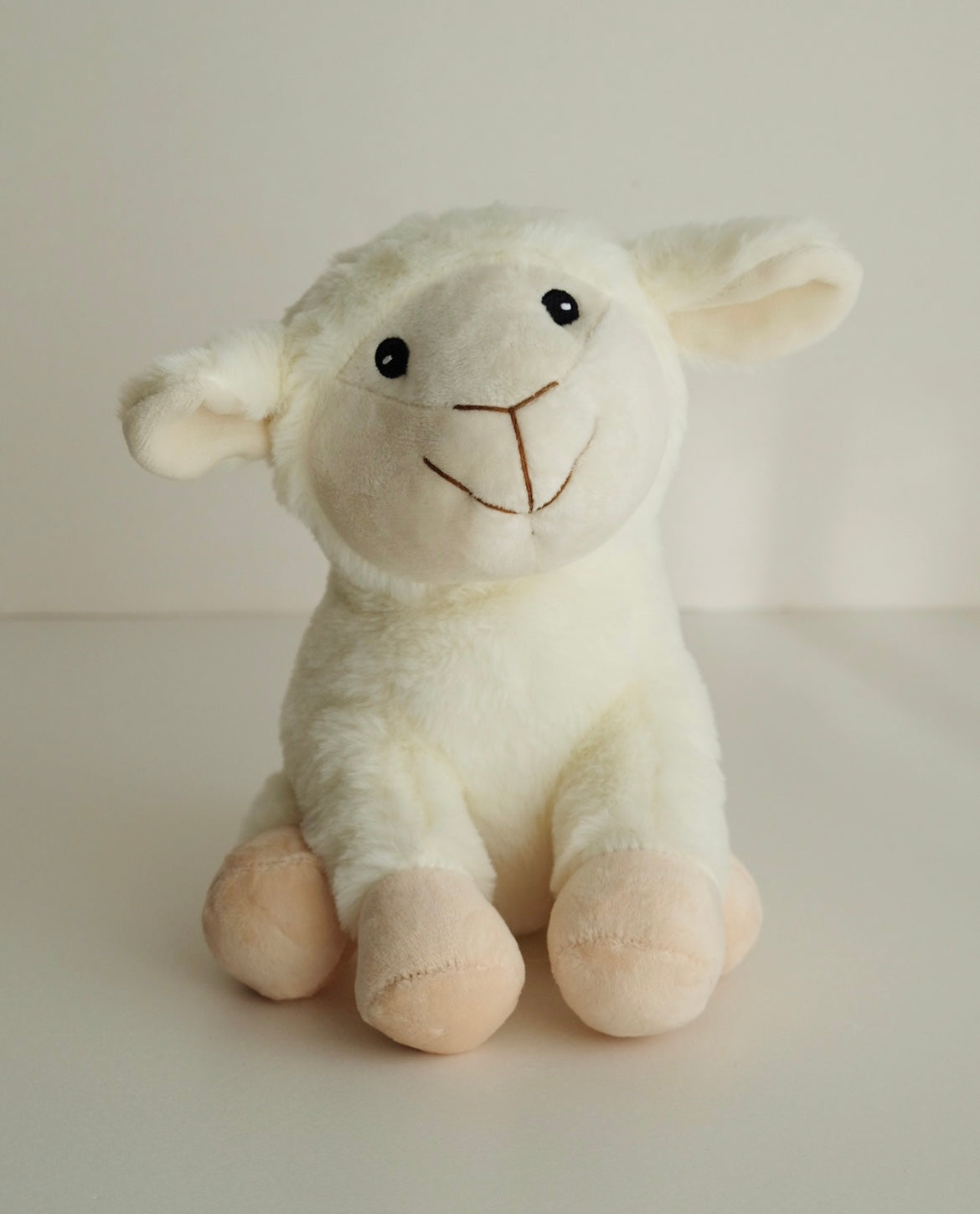 Plush Sheep Sammy Online
